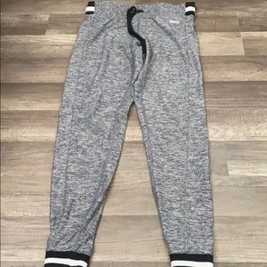 PiINK JOGGERS
